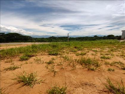 Terreno à Venda