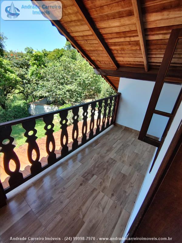 Casa a Venda no Jardim Martineli em Itatiaia