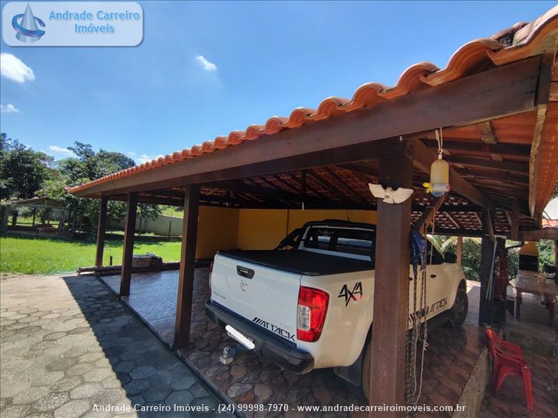 Casa a Venda no Jardim Martineli em Itatiaia