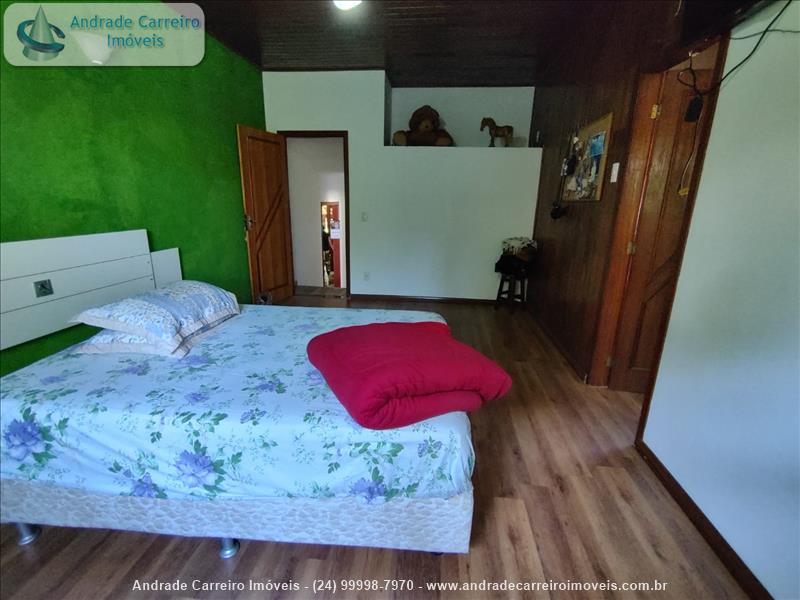 Casa a Venda no Jardim Martineli em Itatiaia