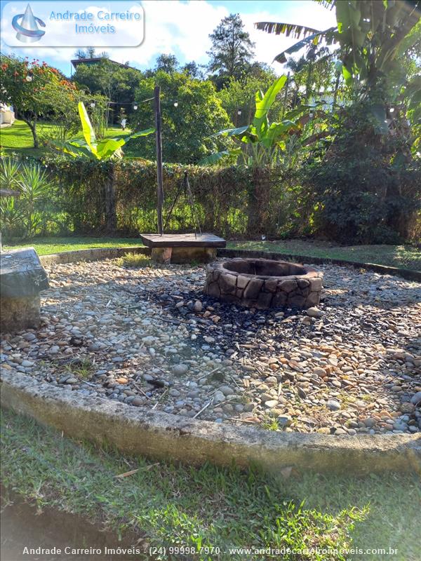 Casa a Venda no Jardim Martineli em Itatiaia