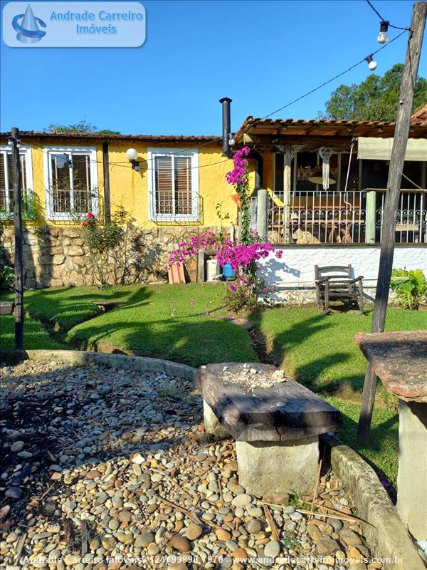 Casa a Venda no Jardim Martineli em Itatiaia