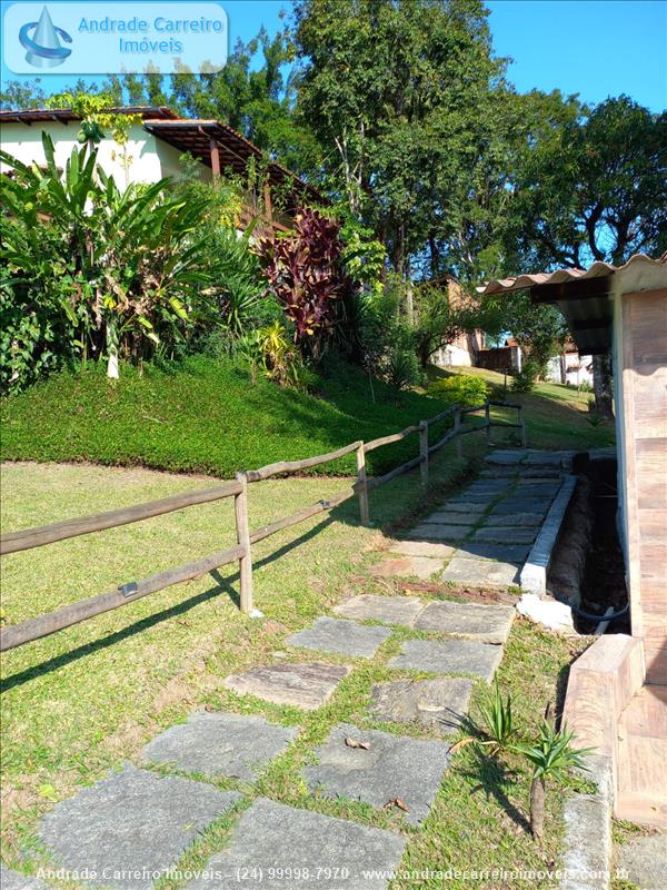 Casa a Venda no Jardim Martineli em Itatiaia