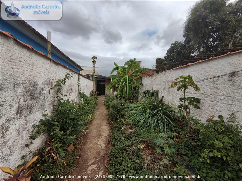 Casa a Venda no Vila Julieta em Resende