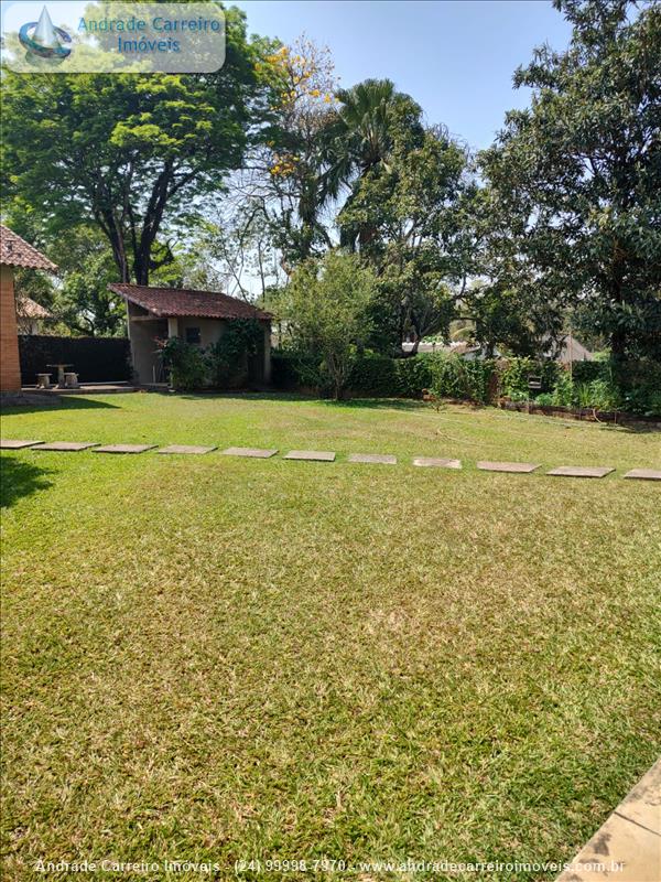 Casa a Venda no Jardim Martineli em Itatiaia