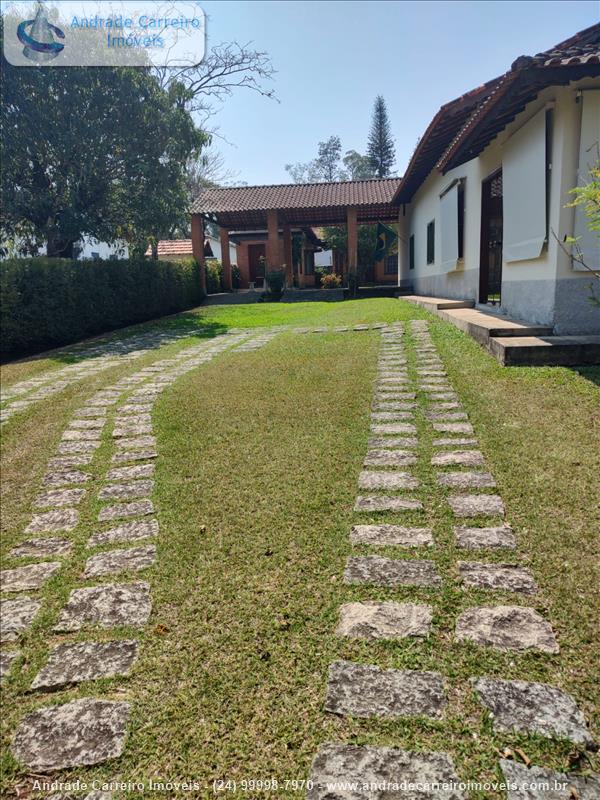 Casa a Venda no Jardim Martineli em Itatiaia