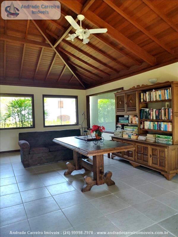 Casa a Venda no Jardim Martineli em Itatiaia