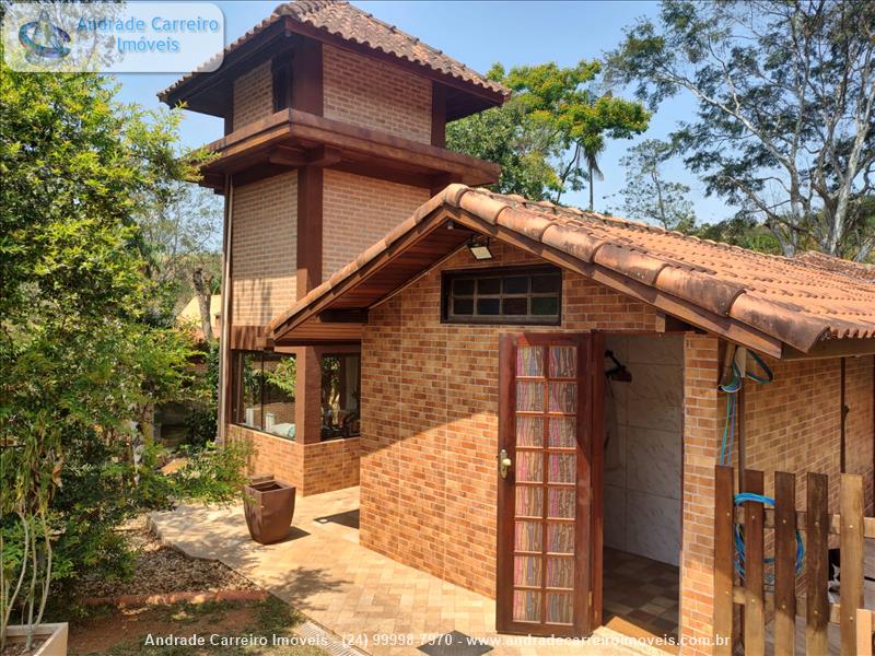 Casa a Venda no Jardim Martineli em Itatiaia