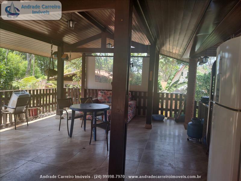 Casa a Venda no Jardim Martineli em Itatiaia