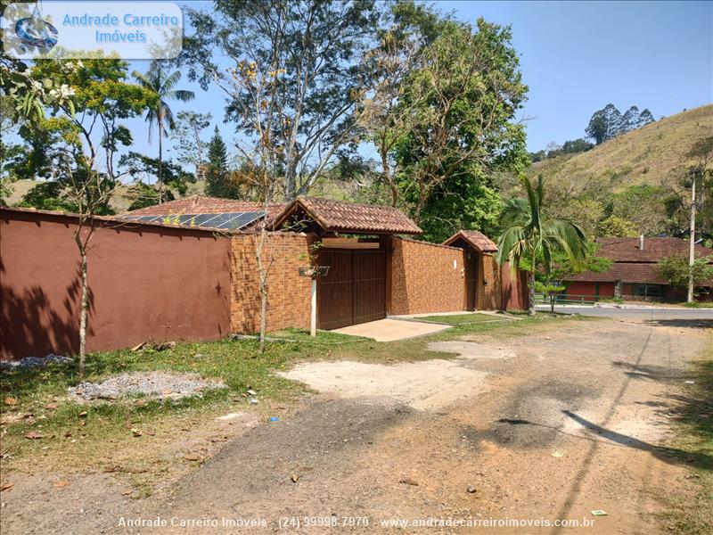 Casa a Venda no Jardim Martineli em Itatiaia