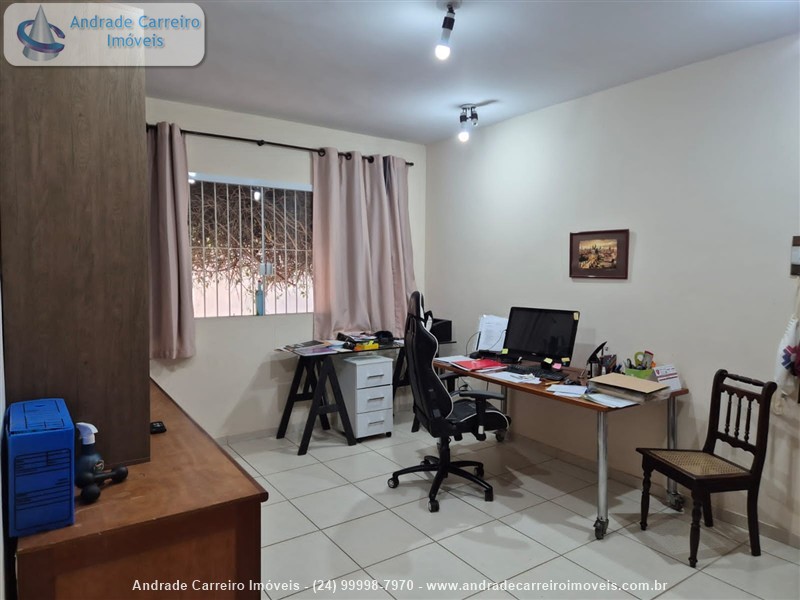 Casa a Venda no Montese em Resende