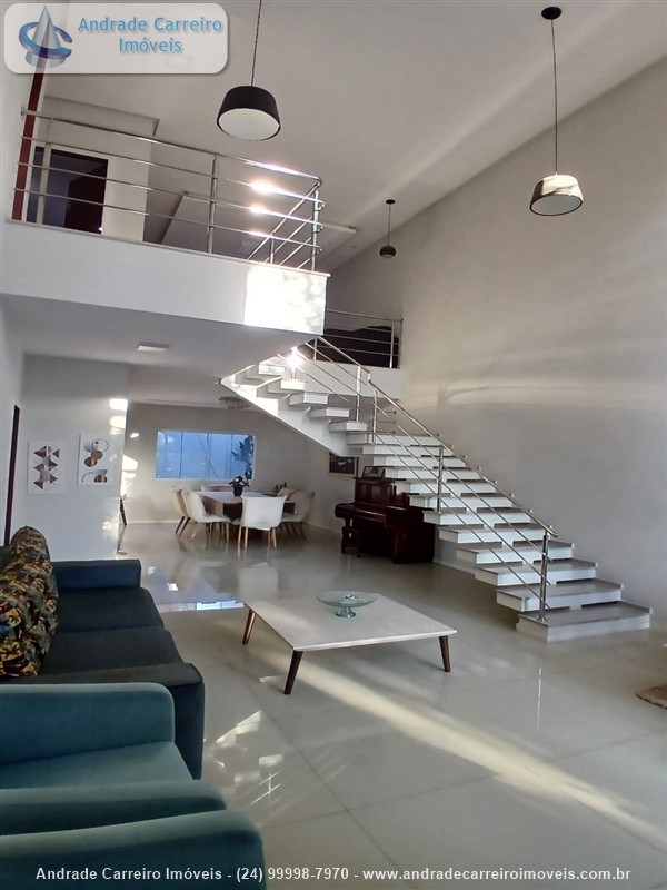 Casa a Venda no Mirante da Colina em Volta Redonda