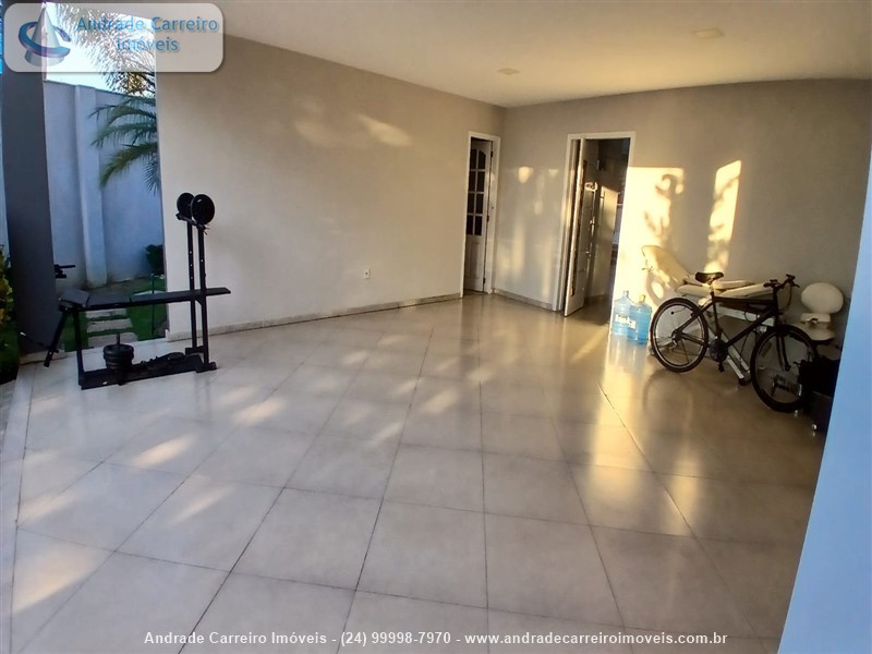 Casa a Venda no Mirante da Colina em Volta Redonda
