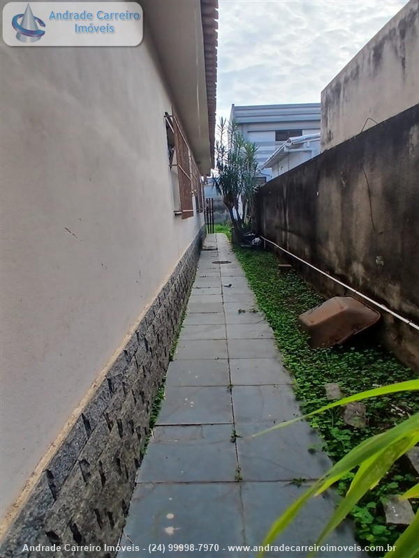 Casa a Venda no Santa Cecília - Manejo em Resende