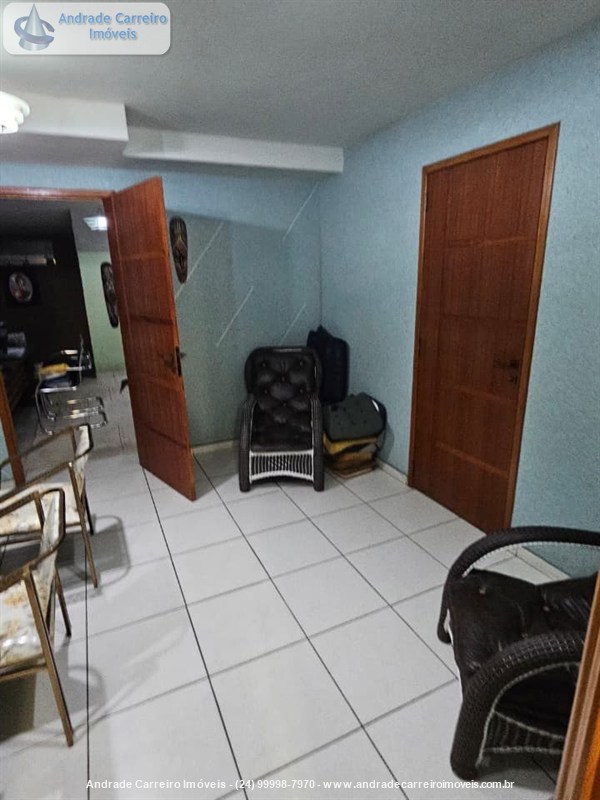 Loja para Venda ou Alugar no Aterrado em Volta Redonda